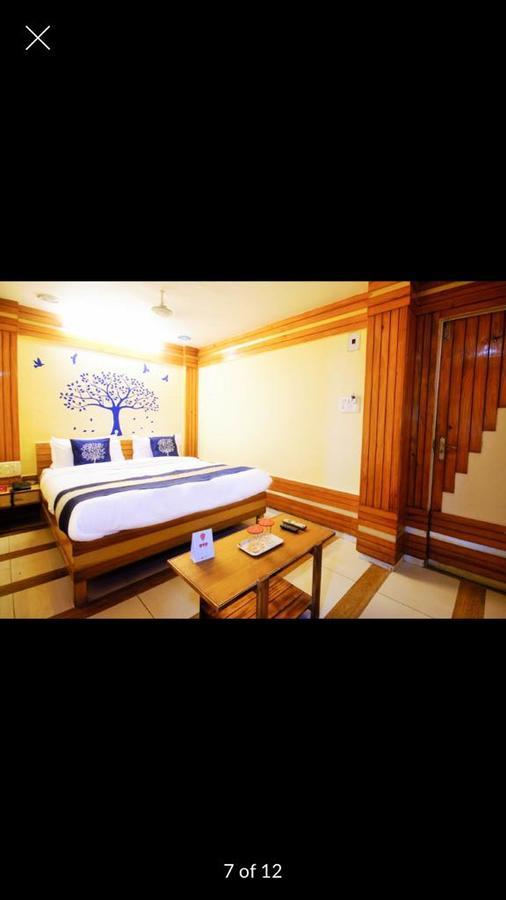 أحمد أباد Hotel Yellow Lime المظهر الخارجي الصورة